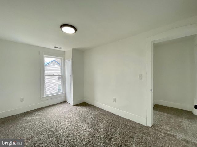 364 WILKES ST, Berkeley Springs, WV 25411
