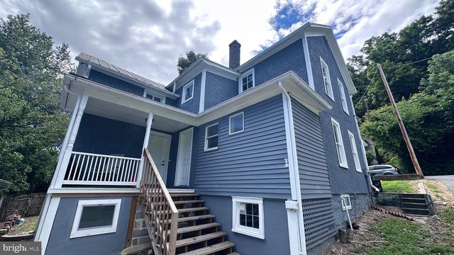 364 WILKES ST, Berkeley Springs, WV 25411