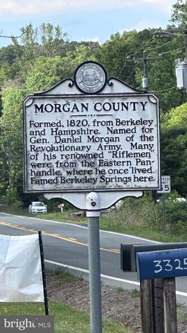 364 WILKES ST, Berkeley Springs, WV 25411