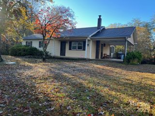 2819 Playmore Beach Road, Morganton, NC 28655