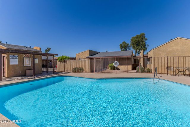 1867 E KIRKLAND Lane, Tempe, AZ 85281