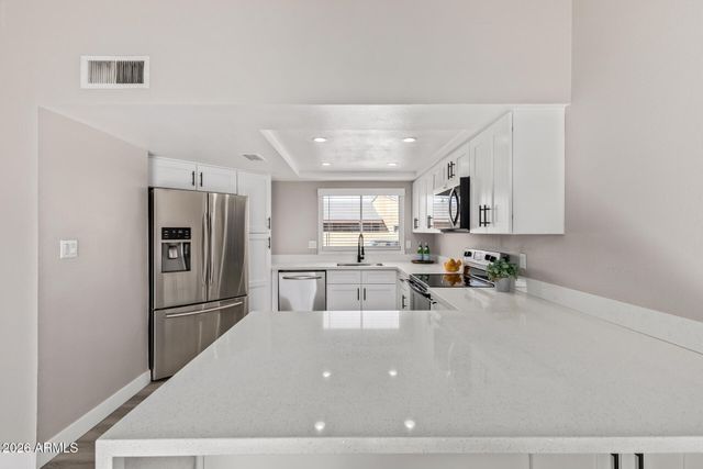 1867 E KIRKLAND Lane, Tempe, AZ 85281