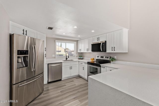 1867 E KIRKLAND Lane, Tempe, AZ 85281