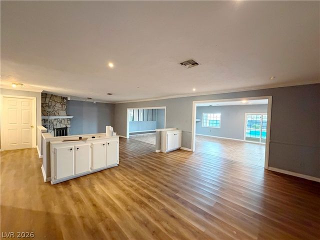 2010 East Pebble Road, Las Vegas, NV 89123