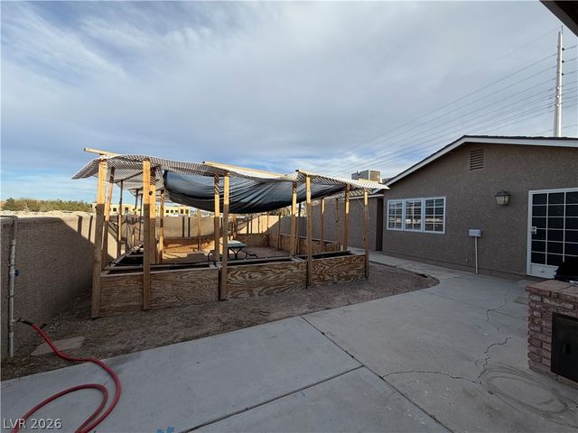 2010 East Pebble Road, Las Vegas, NV 89123