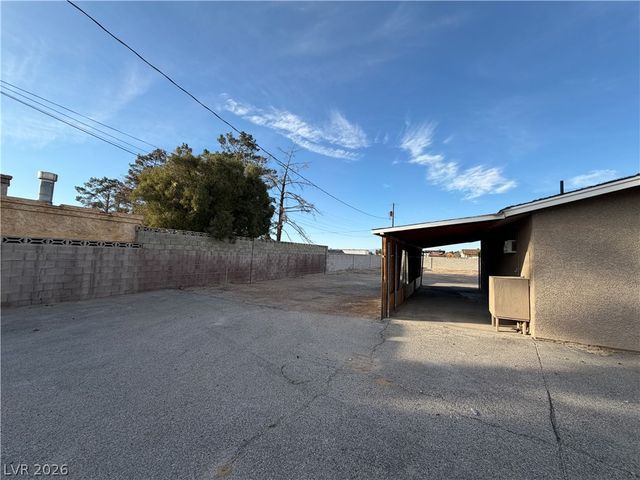 2010 East Pebble Road, Las Vegas, NV 89123