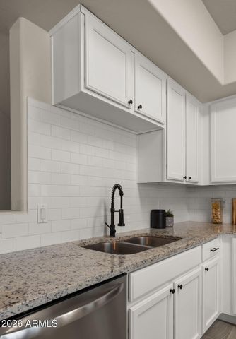 3250 W GREENWAY Road 164, Phoenix, AZ 85053