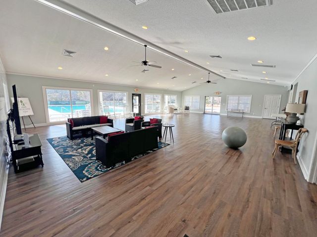 1408 Deercreek Drive, Manning, SC 29102