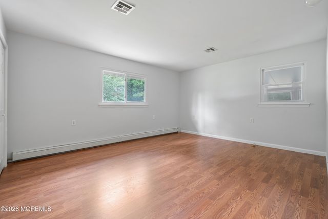 48 Berkshire Court, Toms River, NJ 08753