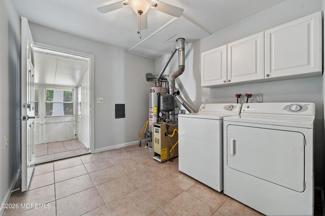 48 Berkshire Court, Toms River, NJ 08753