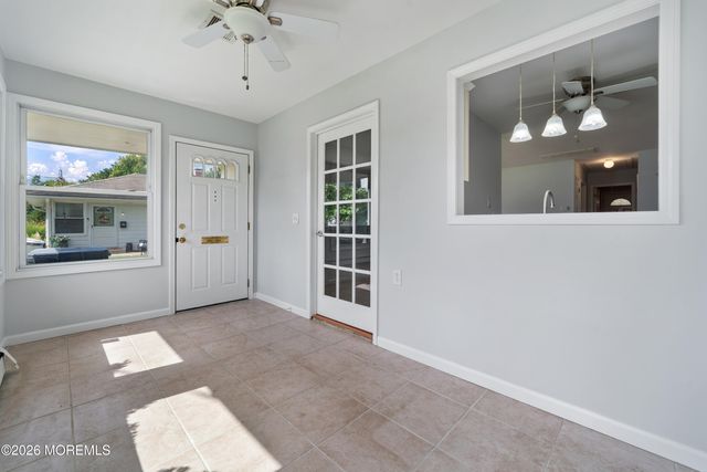 48 Berkshire Court, Toms River, NJ 08753