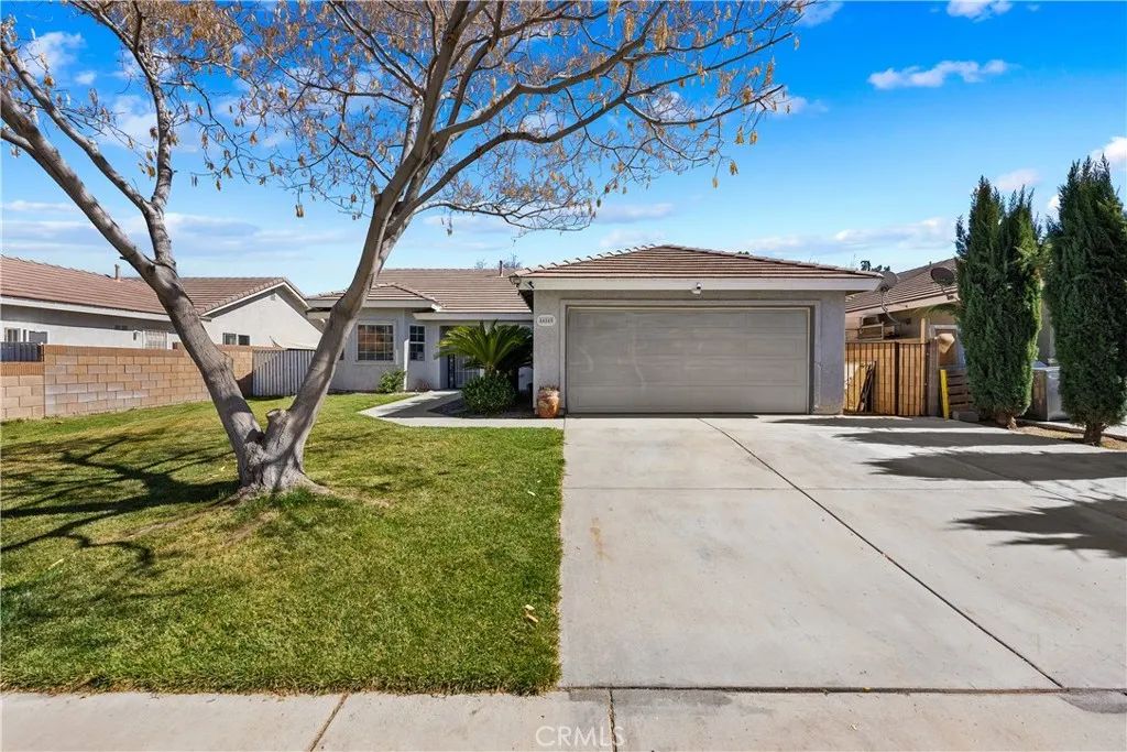 44840 Fenhold, Lancaster, CA 93535