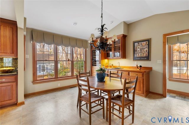 3030 Mount Hill Dr, Midlothian, VA 23113