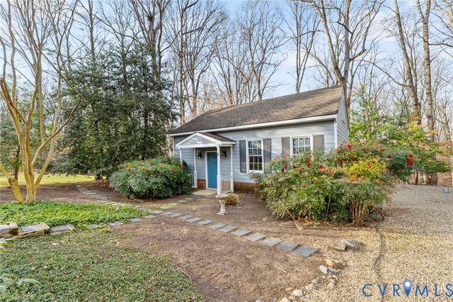 3030 Mount Hill Dr, Midlothian, VA 23113