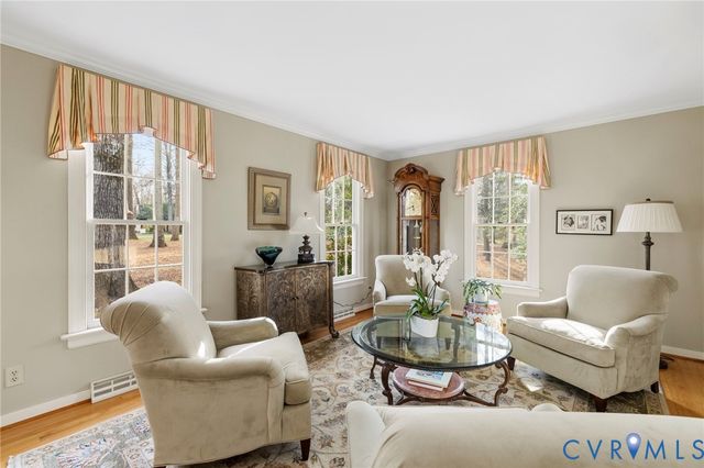 3030 Mount Hill Dr, Midlothian, VA 23113