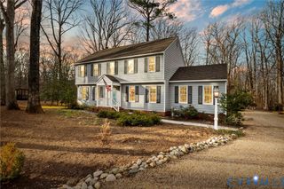 3030 Mount Hill Dr, Midlothian, VA 23113