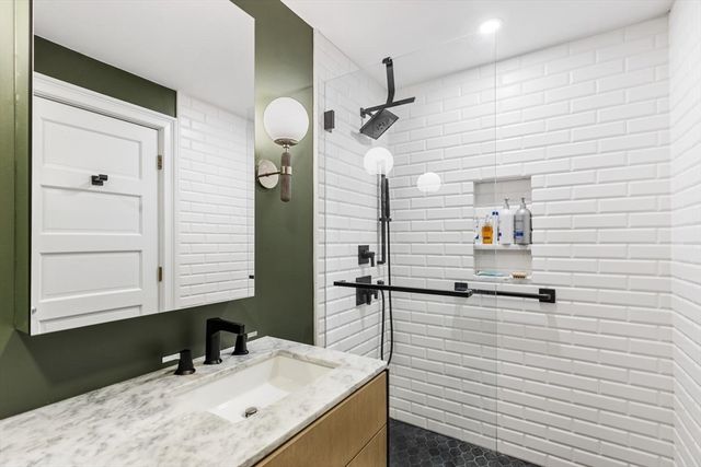 425 Beacon Street 1, Boston, MA 02115