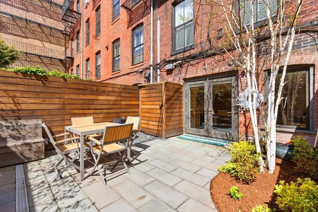 425 Beacon Street 1, Boston, MA 02115