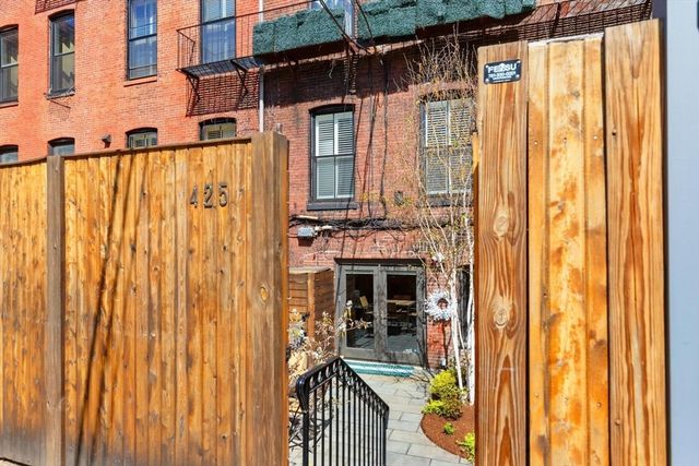 425 Beacon Street 1, Boston, MA 02115