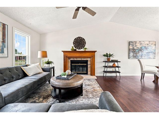 1120 Somerset St, Lafayette, CO 80026