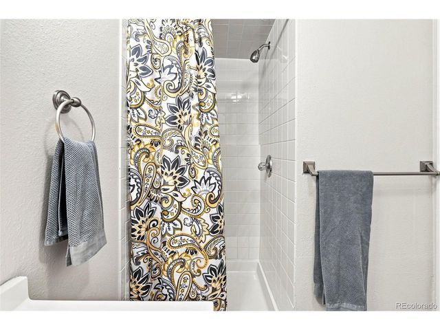 1120 Somerset St, Lafayette, CO 80026