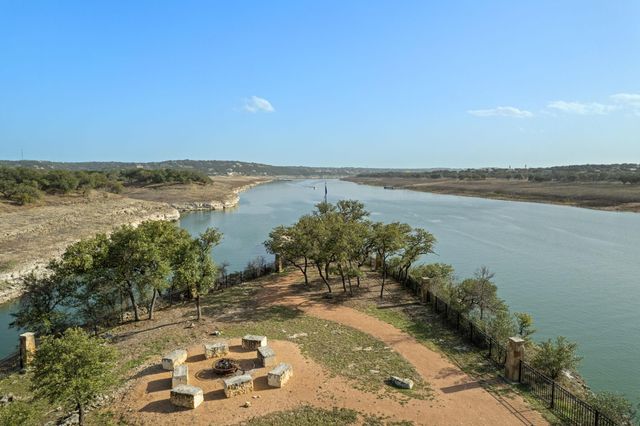 7905 Sunrise Ravine PASS, Lago Vista, TX 78645