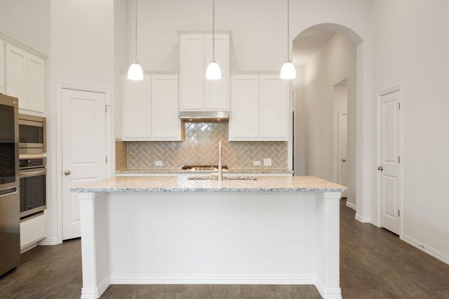 7905 Sunrise Ravine PASS, Lago Vista, TX 78645