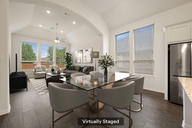 7905 Sunrise Ravine PASS, Lago Vista, TX 78645