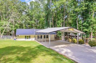 664 N Port Bass Drive, Fair Play, SC 29643