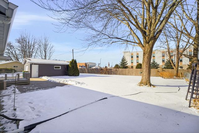 86 PIONEER COURT, Fond Du Lac, WI 54935