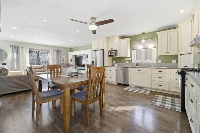 86 PIONEER COURT, Fond Du Lac, WI 54935