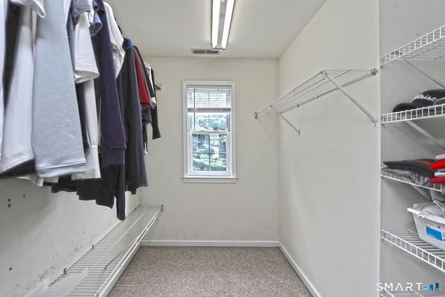 29 Commodore Hull Drive, Derby, CT 06418