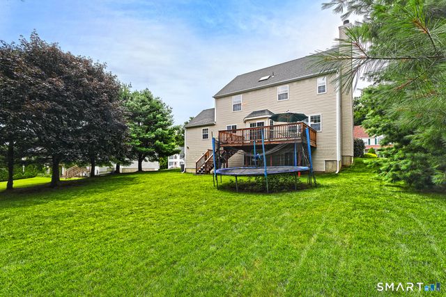 29 Commodore Hull Drive, Derby, CT 06418