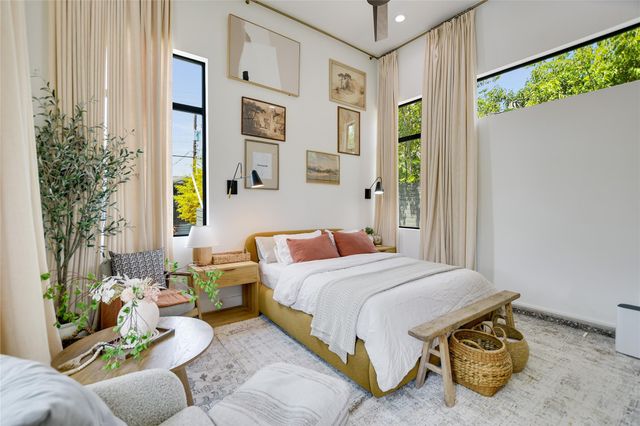 7810 Hardy DR, Austin, TX 78757