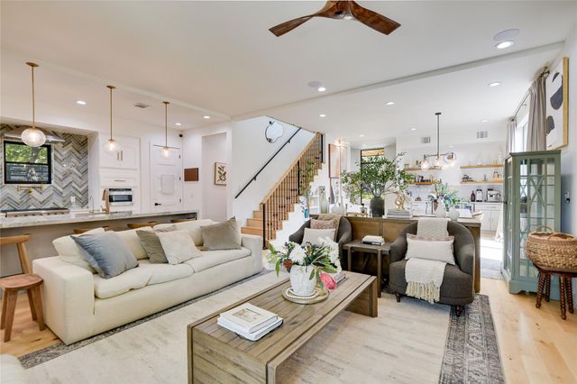 7810 Hardy DR, Austin, TX 78757