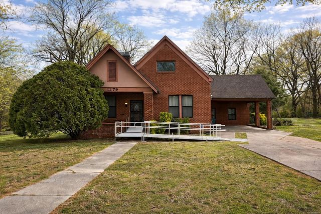 1379 E MCLEMORE AVE, Memphis, TN 38106