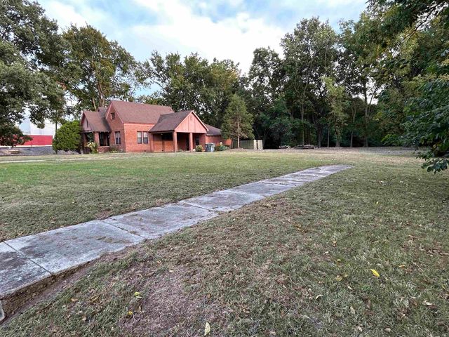 1379 E MCLEMORE AVE, Memphis, TN 38106