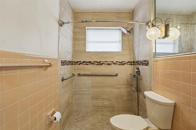 4756 SW 7th St, Miami, FL 33134