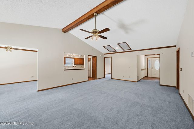 5261 HOOF PRINT Drive N, Jacksonville, FL 32257