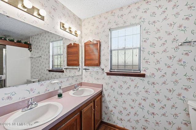 5261 HOOF PRINT Drive N, Jacksonville, FL 32257