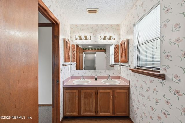 5261 HOOF PRINT Drive N, Jacksonville, FL 32257