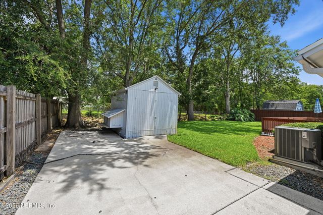 5261 HOOF PRINT Drive N, Jacksonville, FL 32257