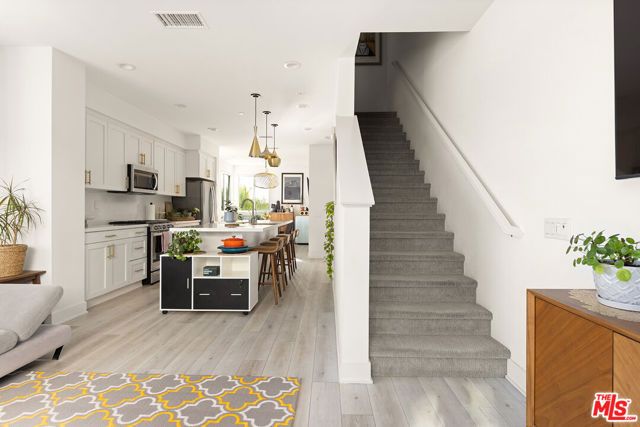 2931 Exposition Place 1, Los Angeles, CA 90018