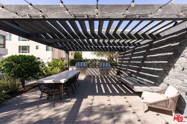 2931 Exposition Place 1, Los Angeles, CA 90018