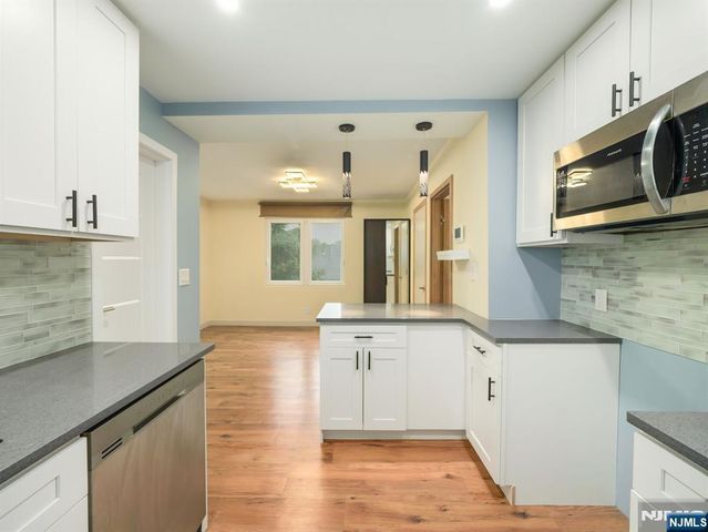 91 Halstead Avenue, Wallington, NJ 07057