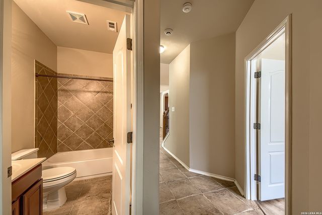 914 ARMOUR DR, Cibolo, TX 78108