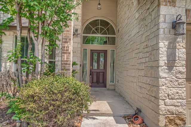 914 ARMOUR DR, Cibolo, TX 78108