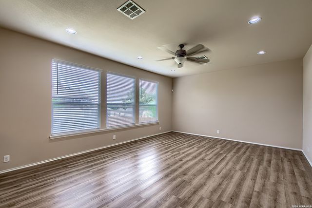 914 ARMOUR DR, Cibolo, TX 78108