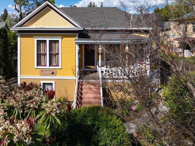 2010 1st St, Napa, CA 94559