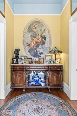 2010 1st St, Napa, CA 94559